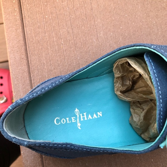 Women’s Cole Haan Shoes - Picture 4 of 9